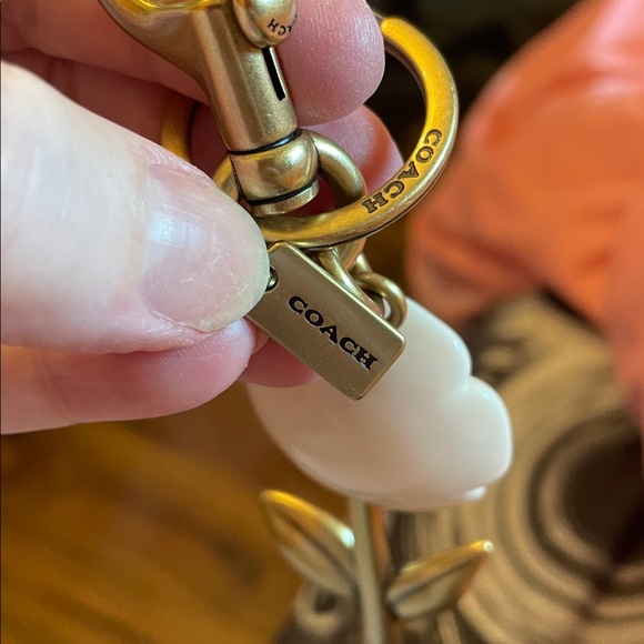 Coach flower charm only - Picture 2 of 3